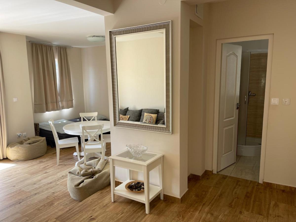 Apartments Paradise Zaboric Bagian luar foto