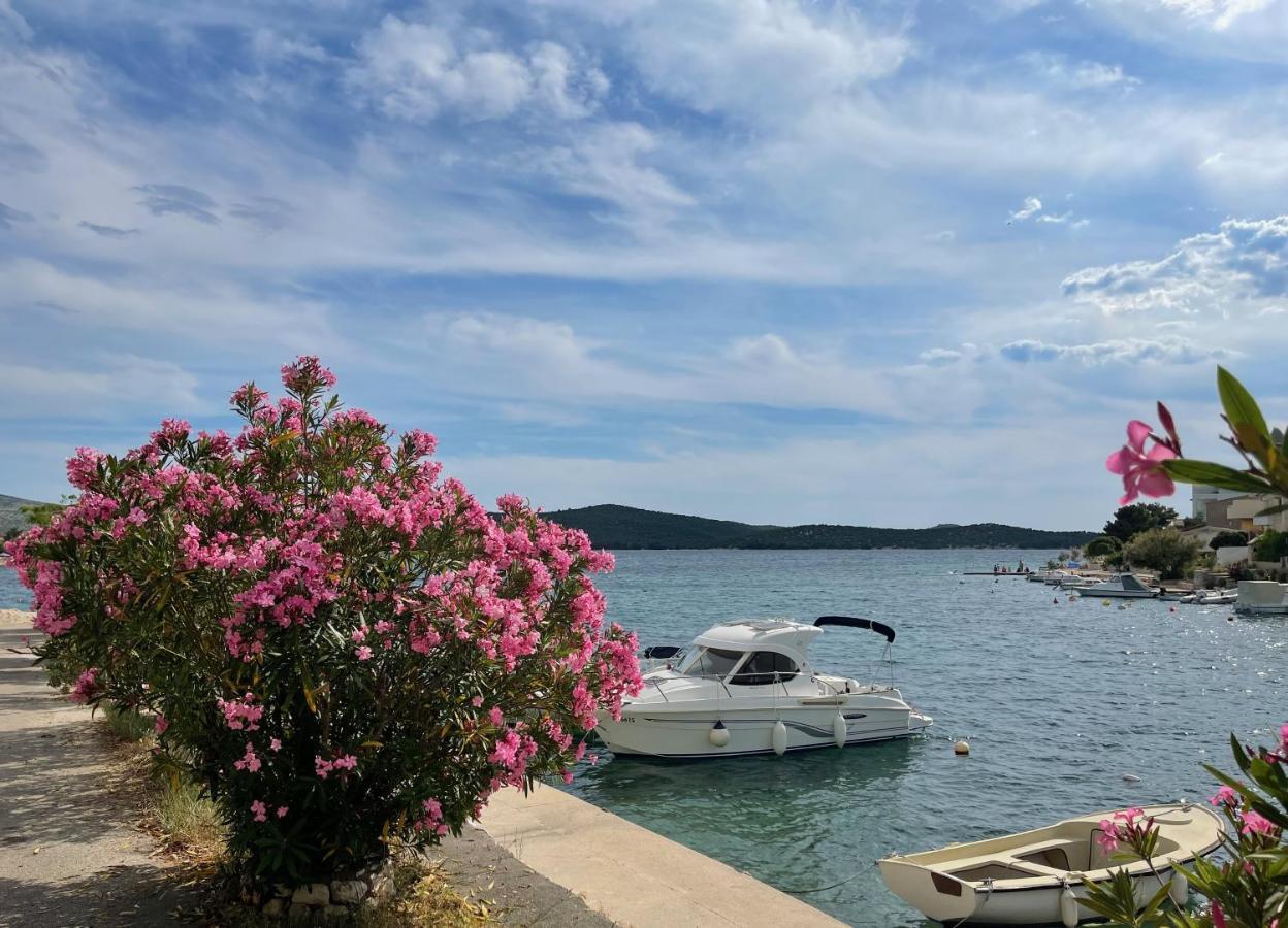 Apartments Paradise Zaboric Bagian luar foto
